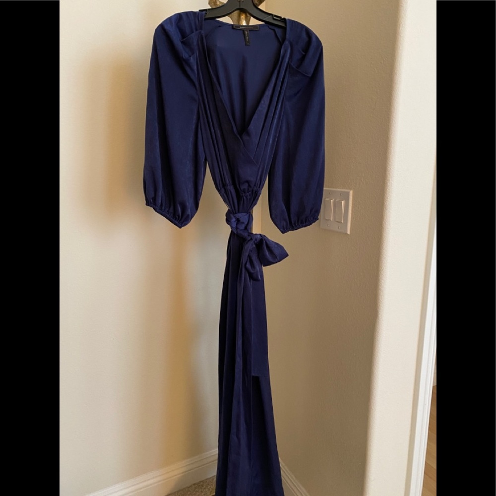 BCBGMAXAZRIA NAVY SILKY JUMPSUIT
